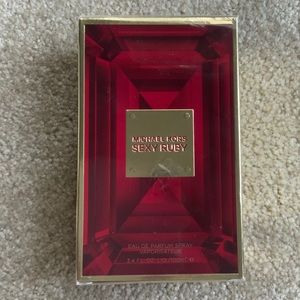 Micheal Kors Sexy Ruby Purfume